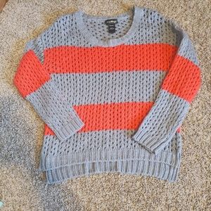 **Women's Striped Chunky Knit Sweater